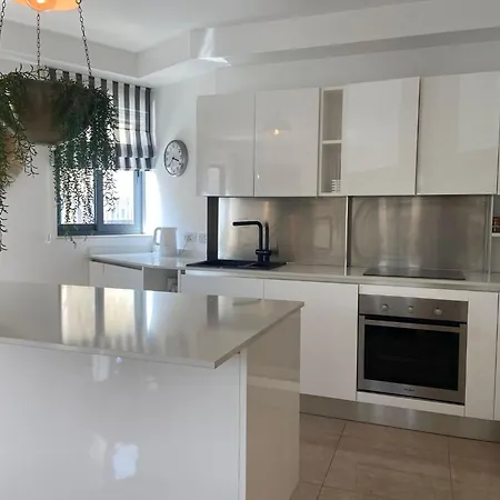 شقة Cozy 2 Bedroom Near Seafront Gzira